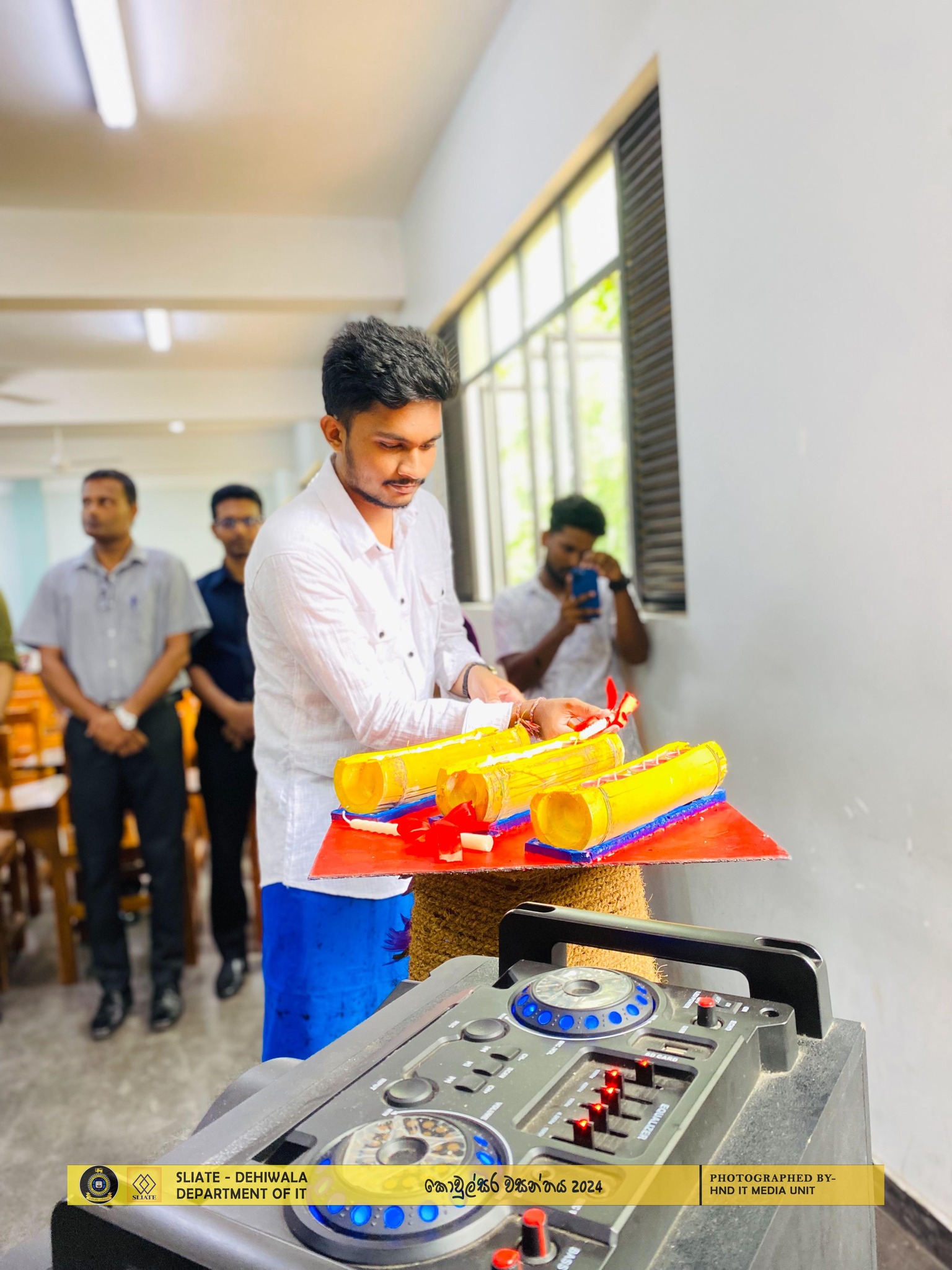 කොවුල්සර වසන්තය - 2024 moment 7